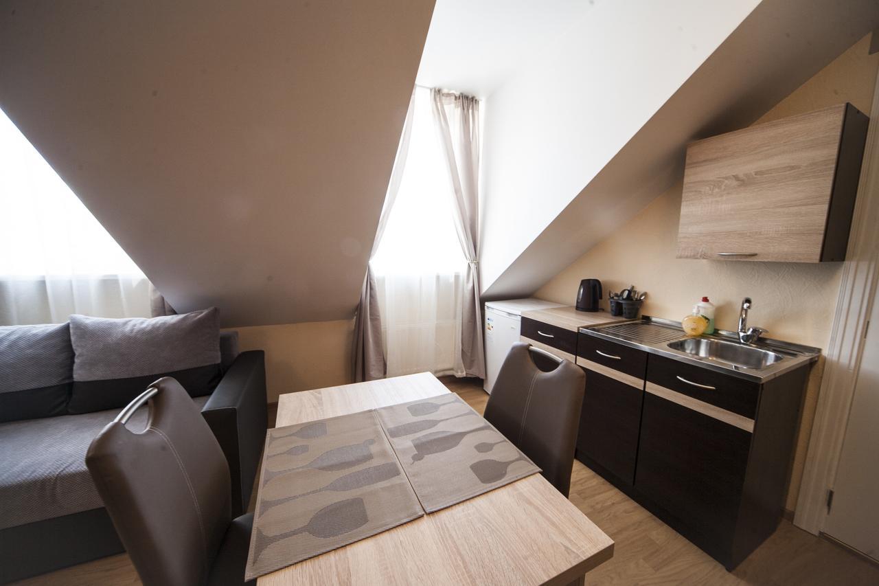 Old Town Apartments Рига Екстериор снимка